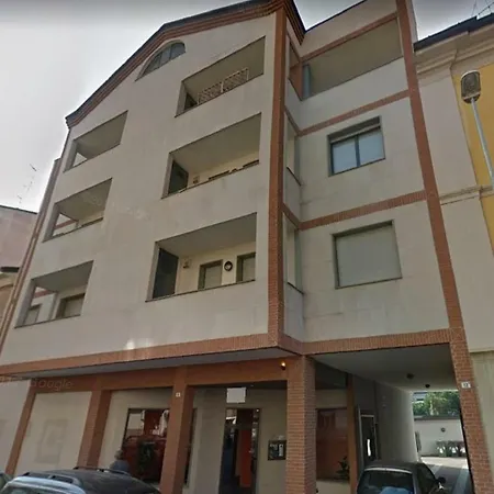 V12 - Tadini 14 Apartment Novara